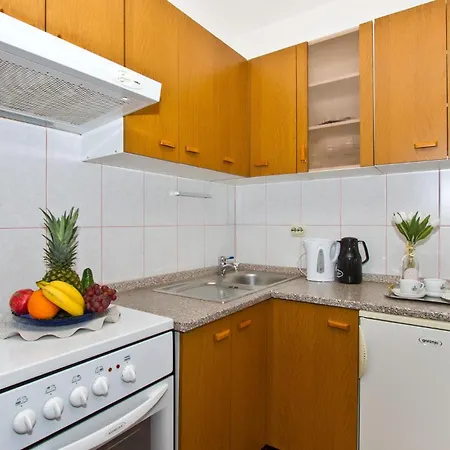 5 Bedroom Lovely In *