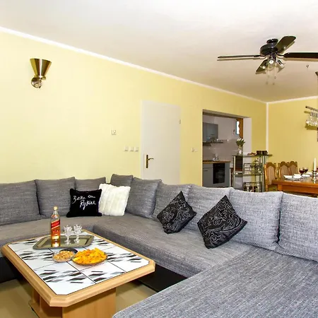 Holiday home 5 Bedroom Lovely In Trogir