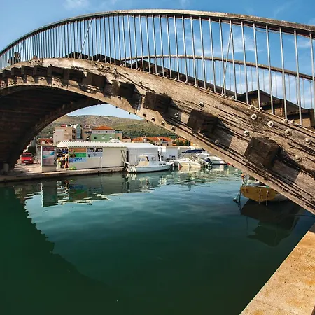 Holiday home 5 Bedroom Lovely In Trogir